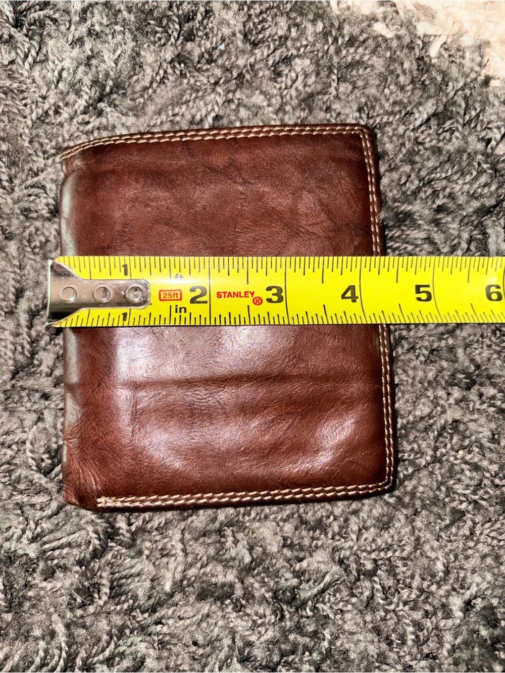 Classic Brown Leather Men’s Bifold Wallet-vintage